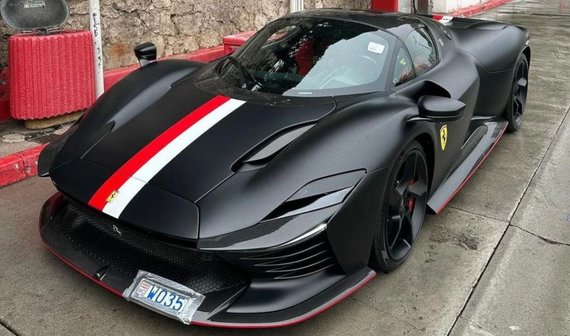 В Монако замечена новая Ferrari Шарля Леклера, стоимостью более $ 2 млн